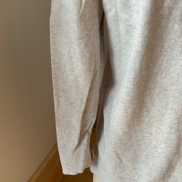 Loft Outlet - 🐙 2/25$ Beige off white long sleeves cardi - Picture 7 of 7